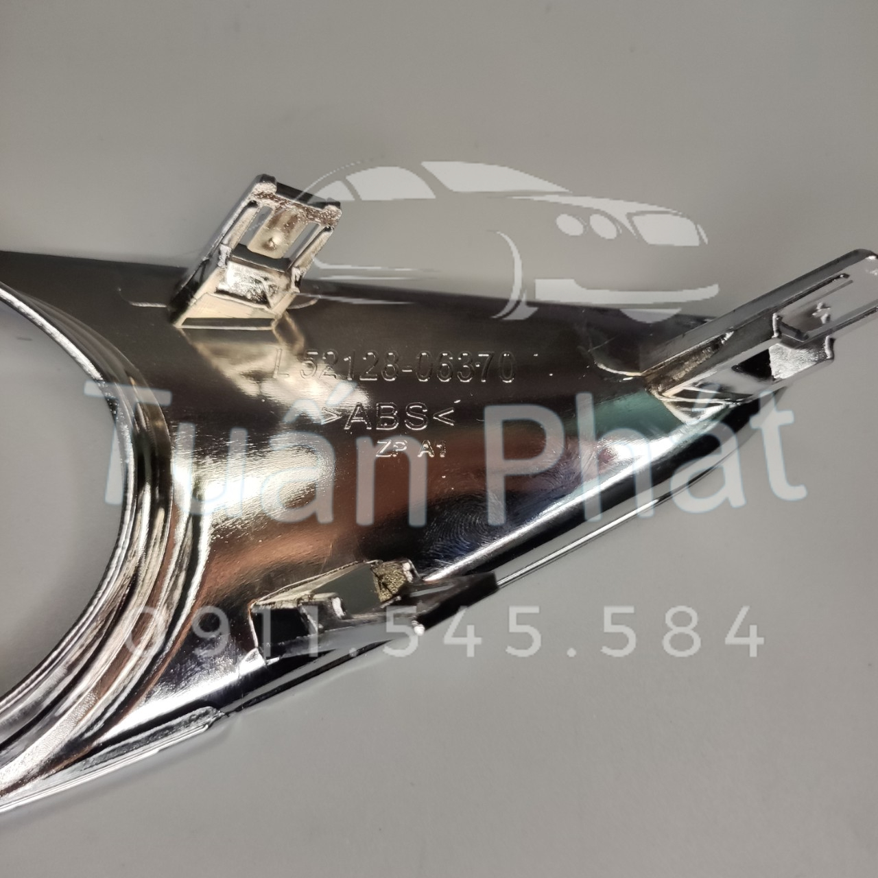 Ốp Đèn Gầm Xe Toyota Camry 2013-2015
