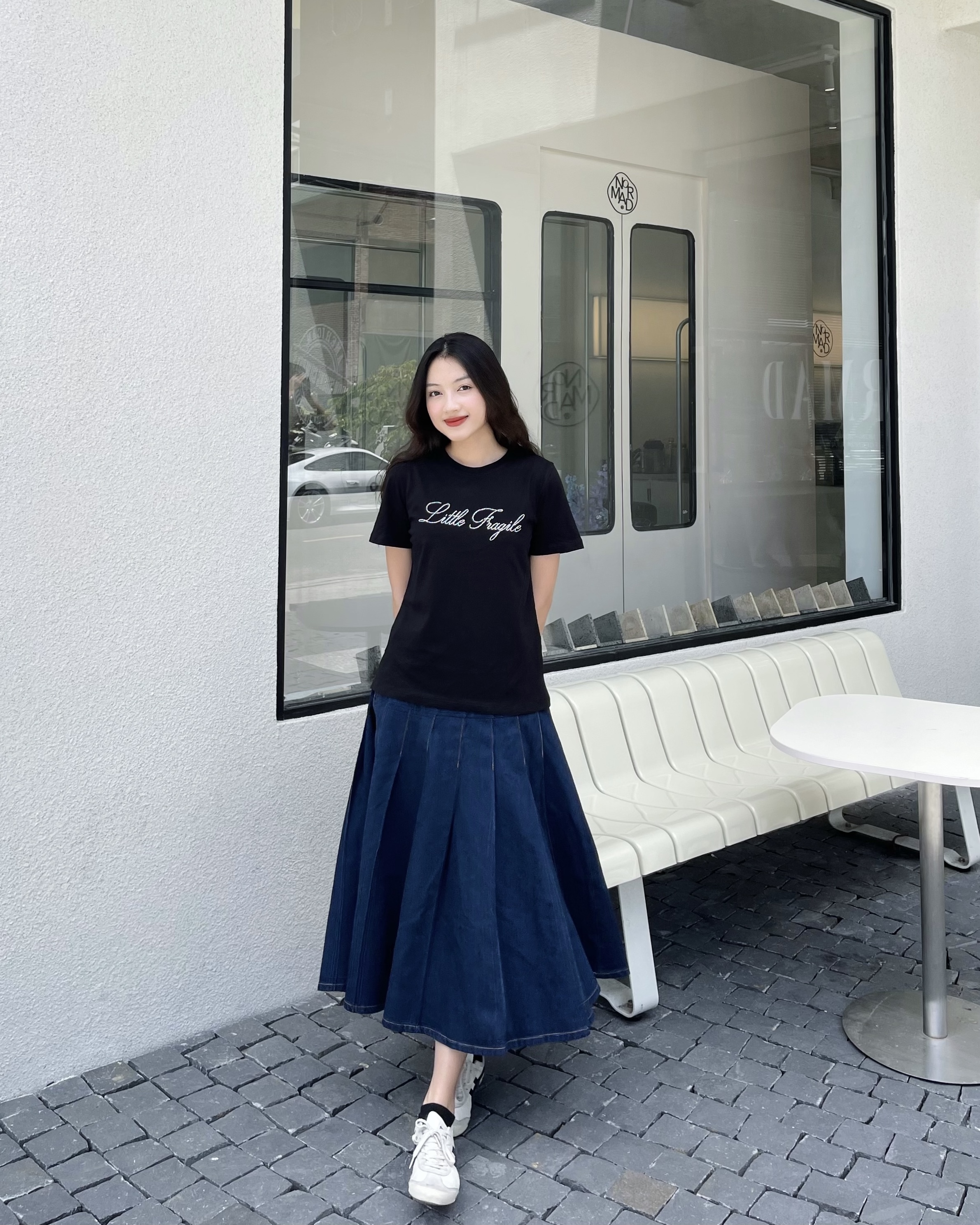 [OUTLET SALE] DOTTIE - Áo thun ép đá - T0770