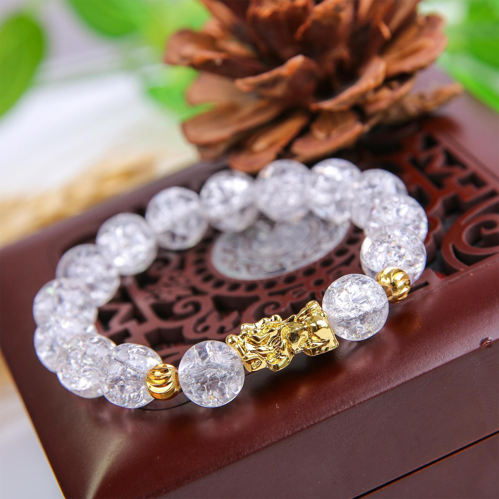 Vòng Tay Nữ Tuyết Thạch Anh 10 Ly Mix Tỳ Hưu Mạ Vàng Cùng Giá Khuyến Mãi Hot Vòng Tay Nữ Tuyết Thạch Anh 10 Ly Mix Tỳ Hưu Mạ Vàng Cùng Giá Khuyến Mãi Hot