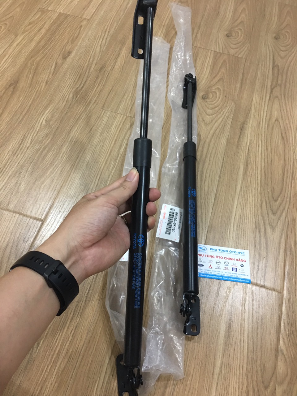 BỘ TY CHỐNG CỐP SAU INNOVA 2006-2015 (1 ĐÔI)