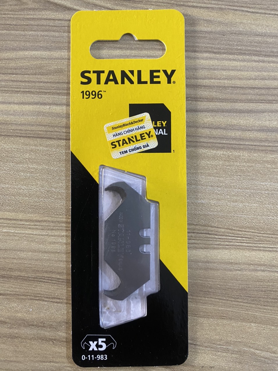 Lưỡi dao rọc cáp cong (vĩ 5 lưỡi) Stanley 011983