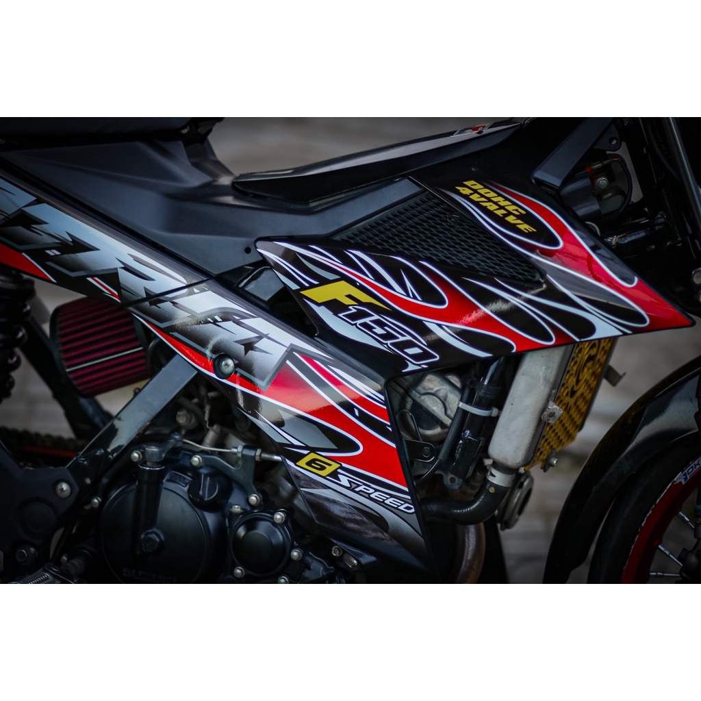 Tem rời dán xe satria fi - raider fi mẫu lửa đỏ đen trắng chữ satria f150 mẫu mới cực chất, hàng 3 lớp chất lượng cất