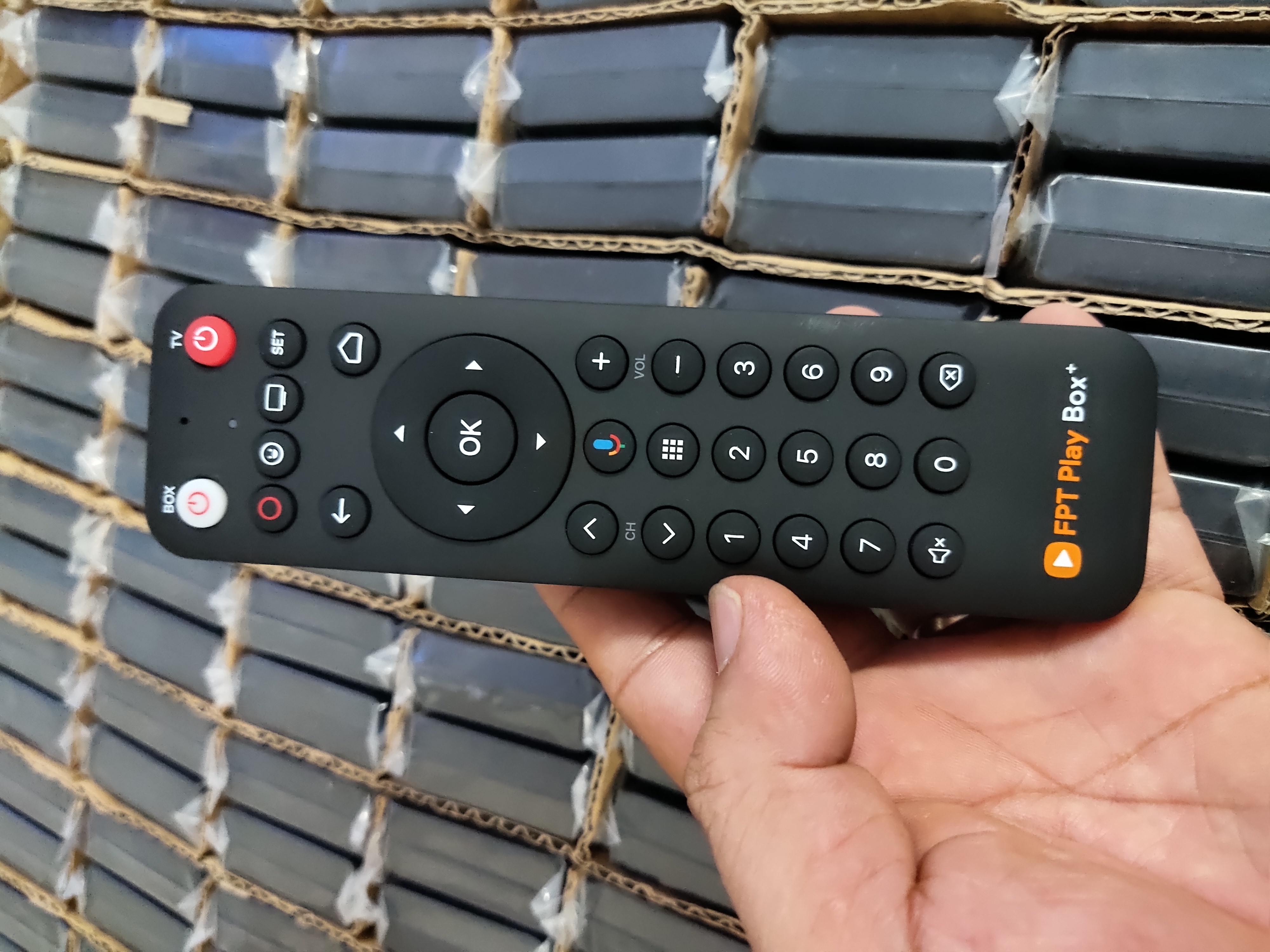 Remote điều khiển giọng nói fpt play box- voice remote fpt play box