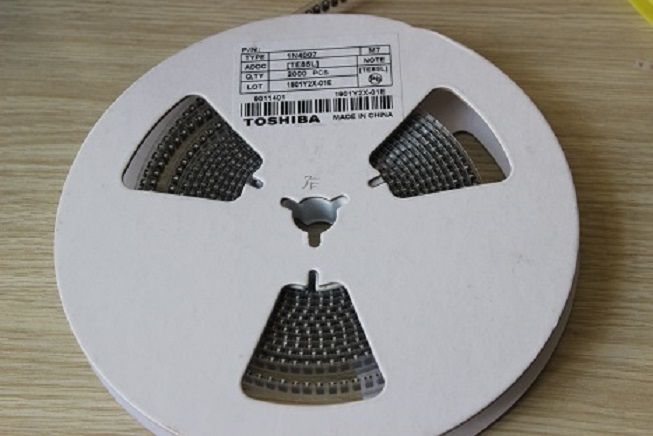 Diode dán 1N4007-M7 SMA 1A/1000V ( TRỌN BỘ 100 CON)