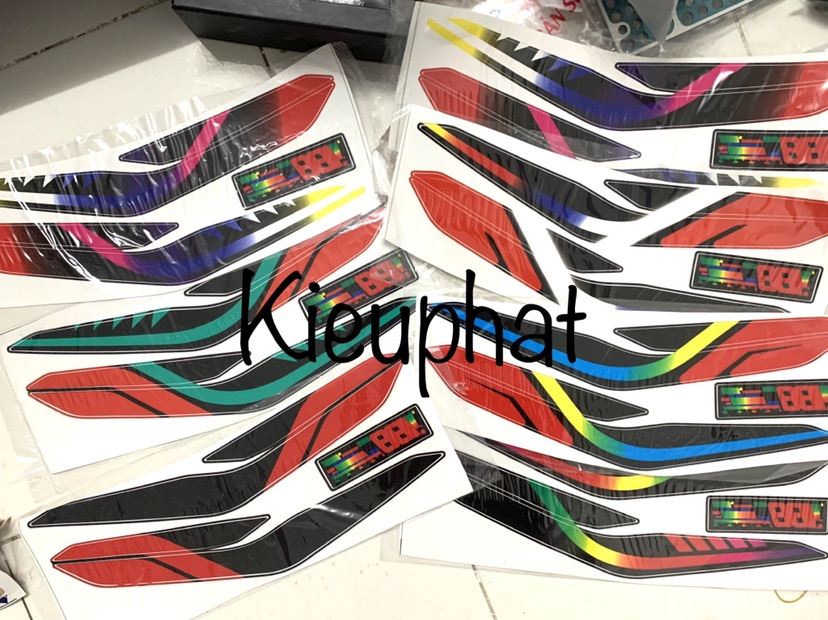 Dán pha đèn xi nhan Vario 2018 2019 2020 Nền Đen DeCal