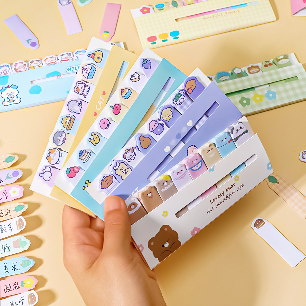 120 Notes with many cute patterns