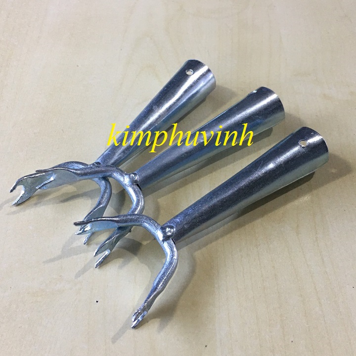 01 móc phơi quần áo - chỉa phơi đồ