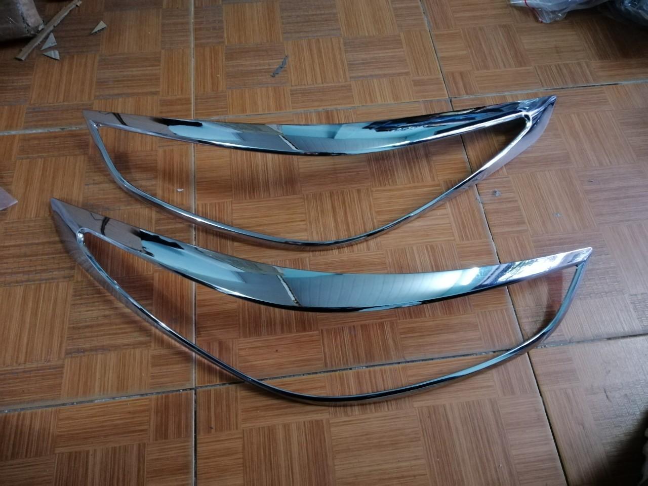 Bộ ốp viền đèn pha xe HUyndai Accent 2018-2020