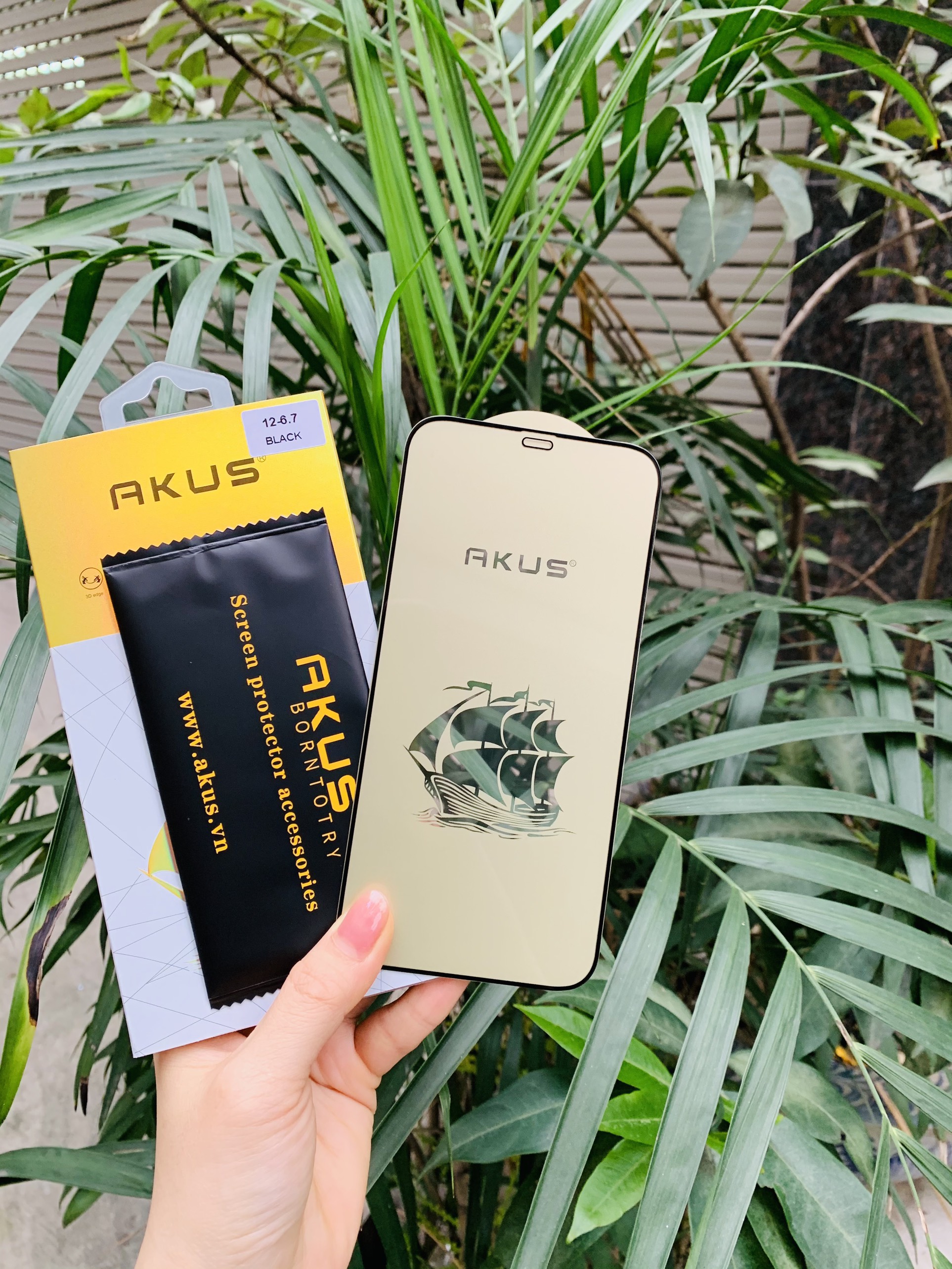 Kính cường lực iphone akus - Hàng chính hãng