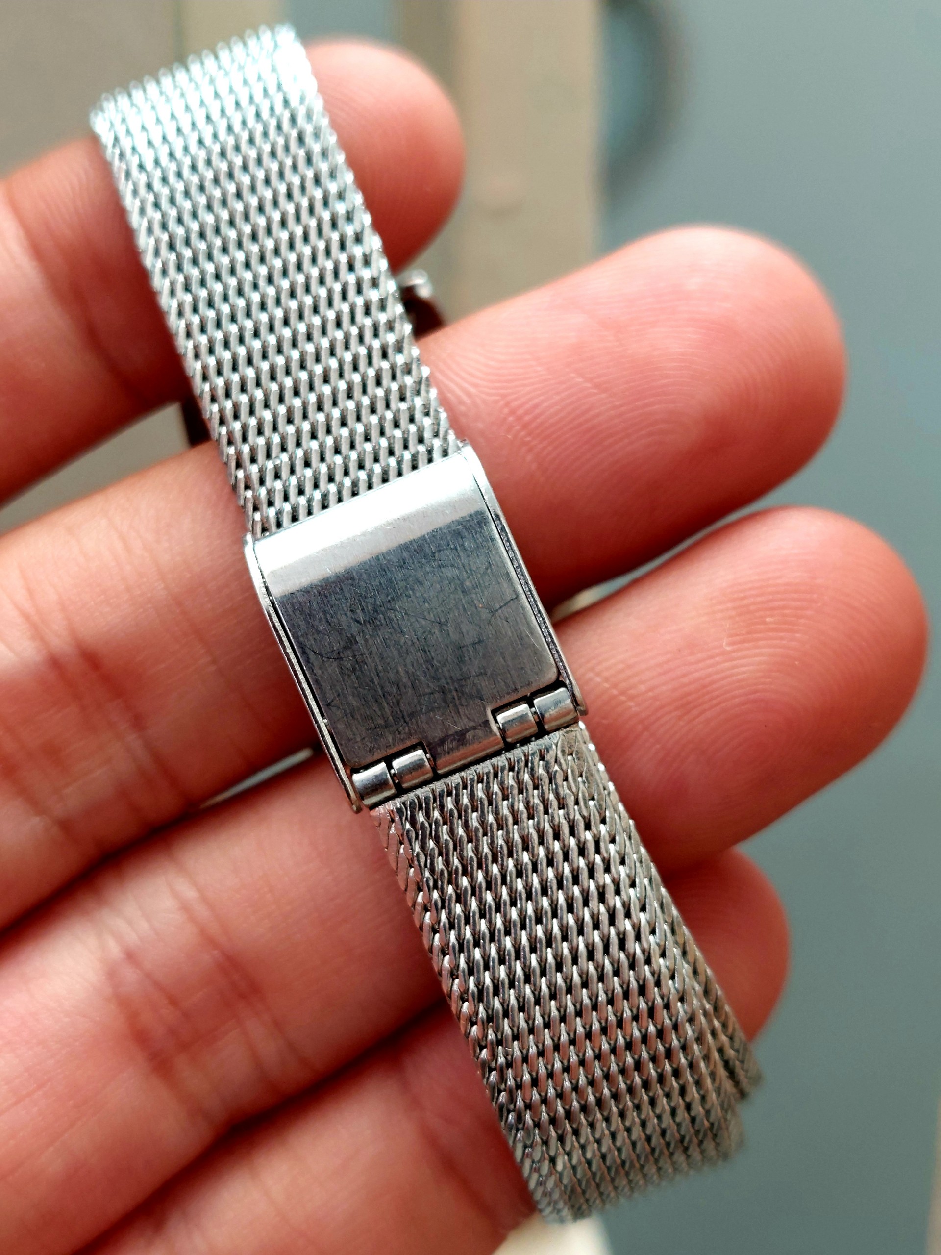 Đồng hồ nữ Pierre Lannier chạy pin hàng Si