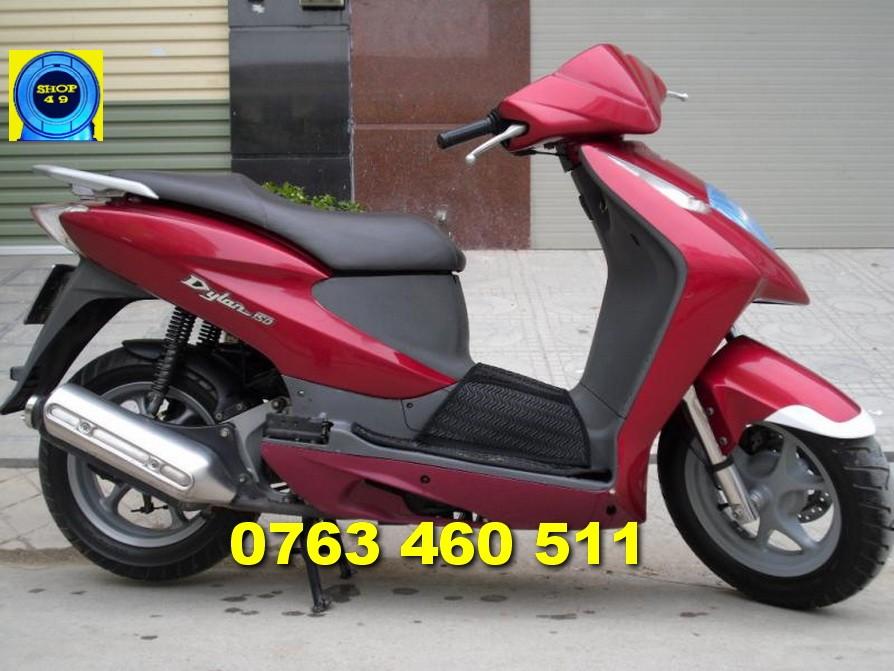 Chụp Kính Xi Nhan Trước Xe Dylan