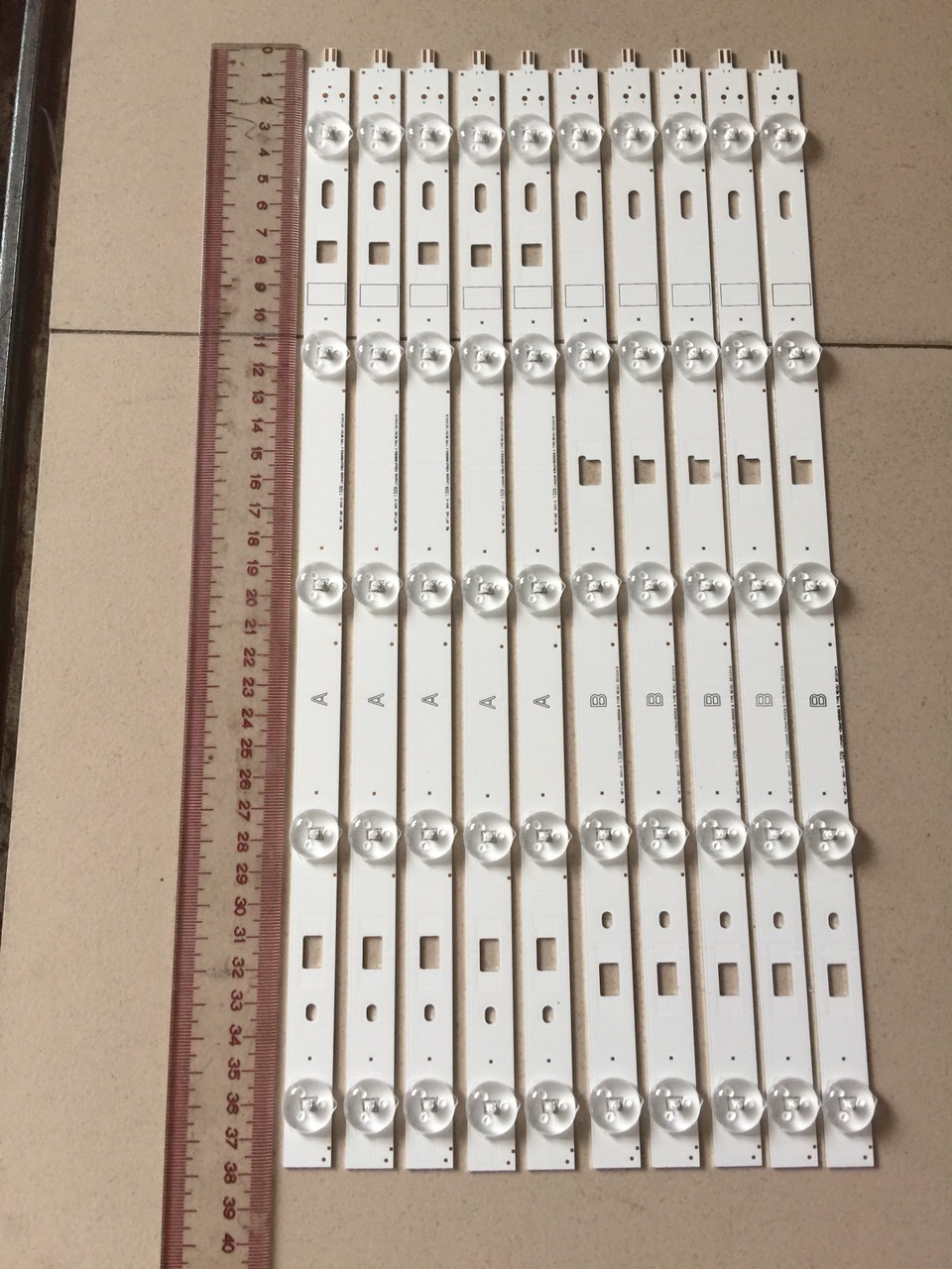 LED TIVI SONY 40R452