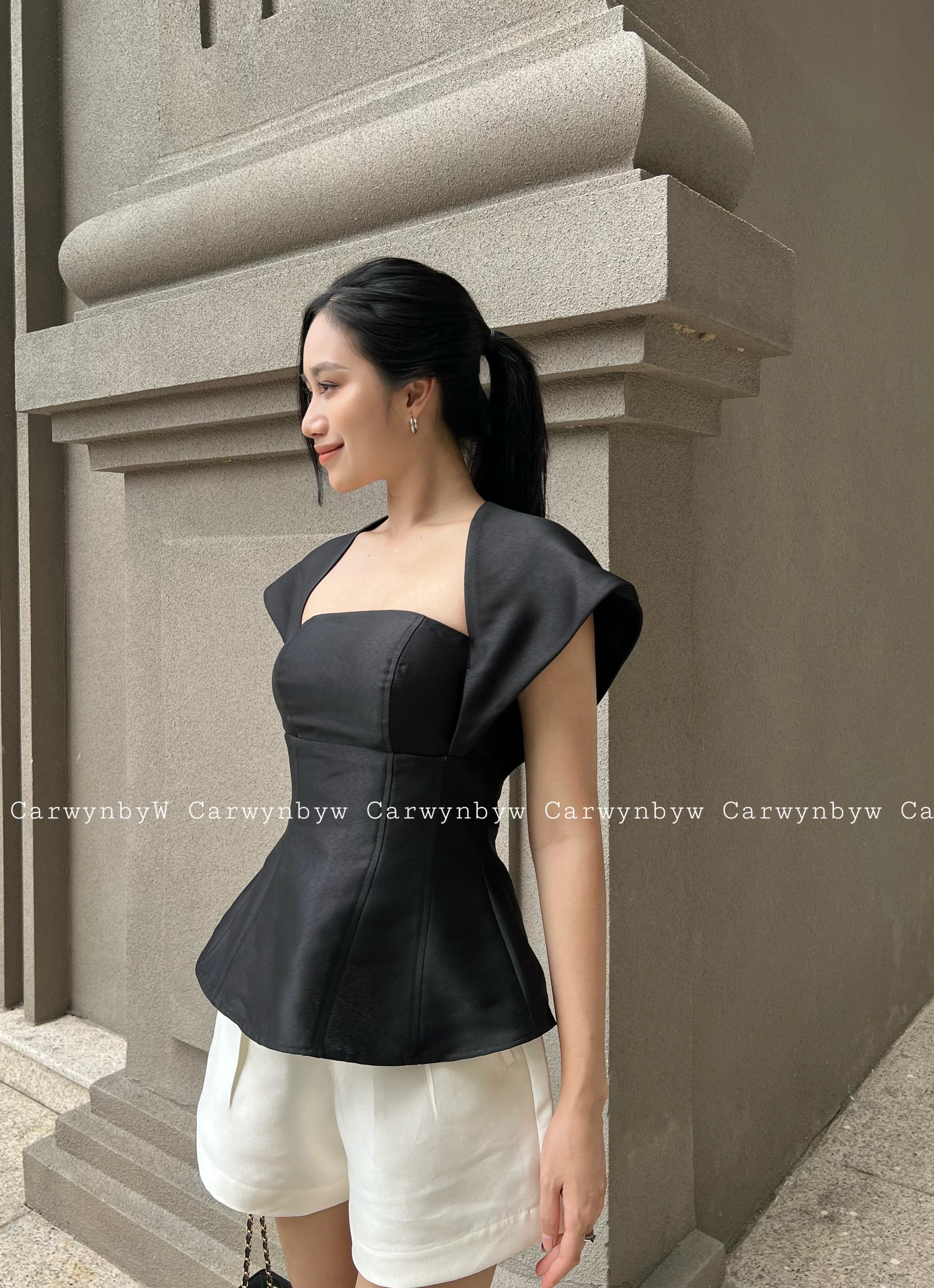 Áo Thiết Kế Peplum Cúp Ngực Tay Kiểu (Poly Top)