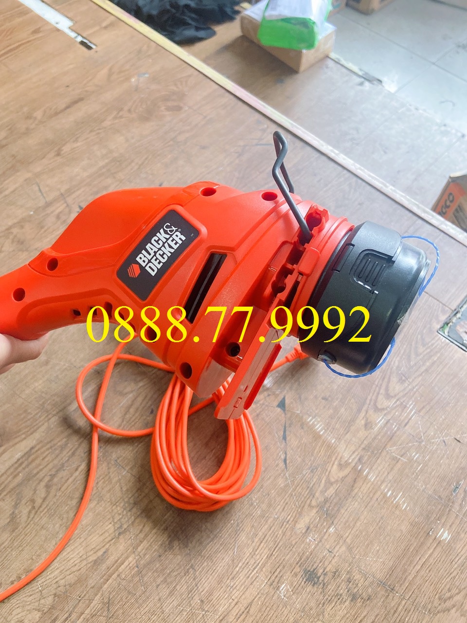 Black+Decker - Máy cắt cỏ cầm tay 550W GL5530-B1
