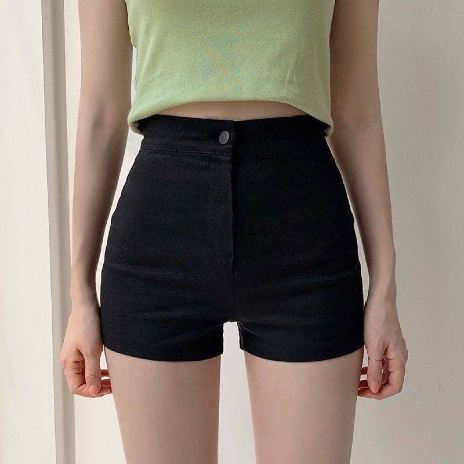 Quần Short Nữ Jean Giấy cạp Cao Khóa Trước