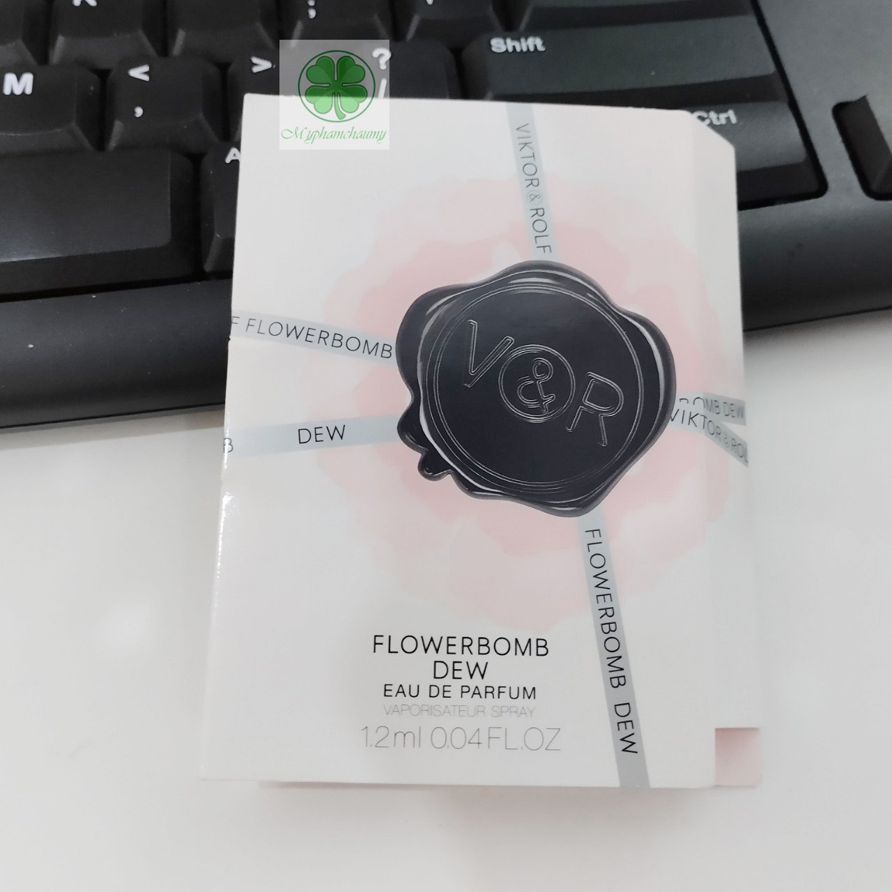 Mẫu thử nước hoa Vial Viktor & Rolf Flowerbomb Dew