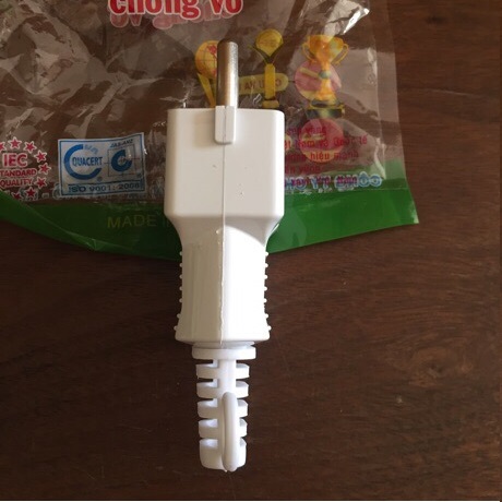 Chui phích cắm điện Nival chịu nhiệt cao 3000w trắng