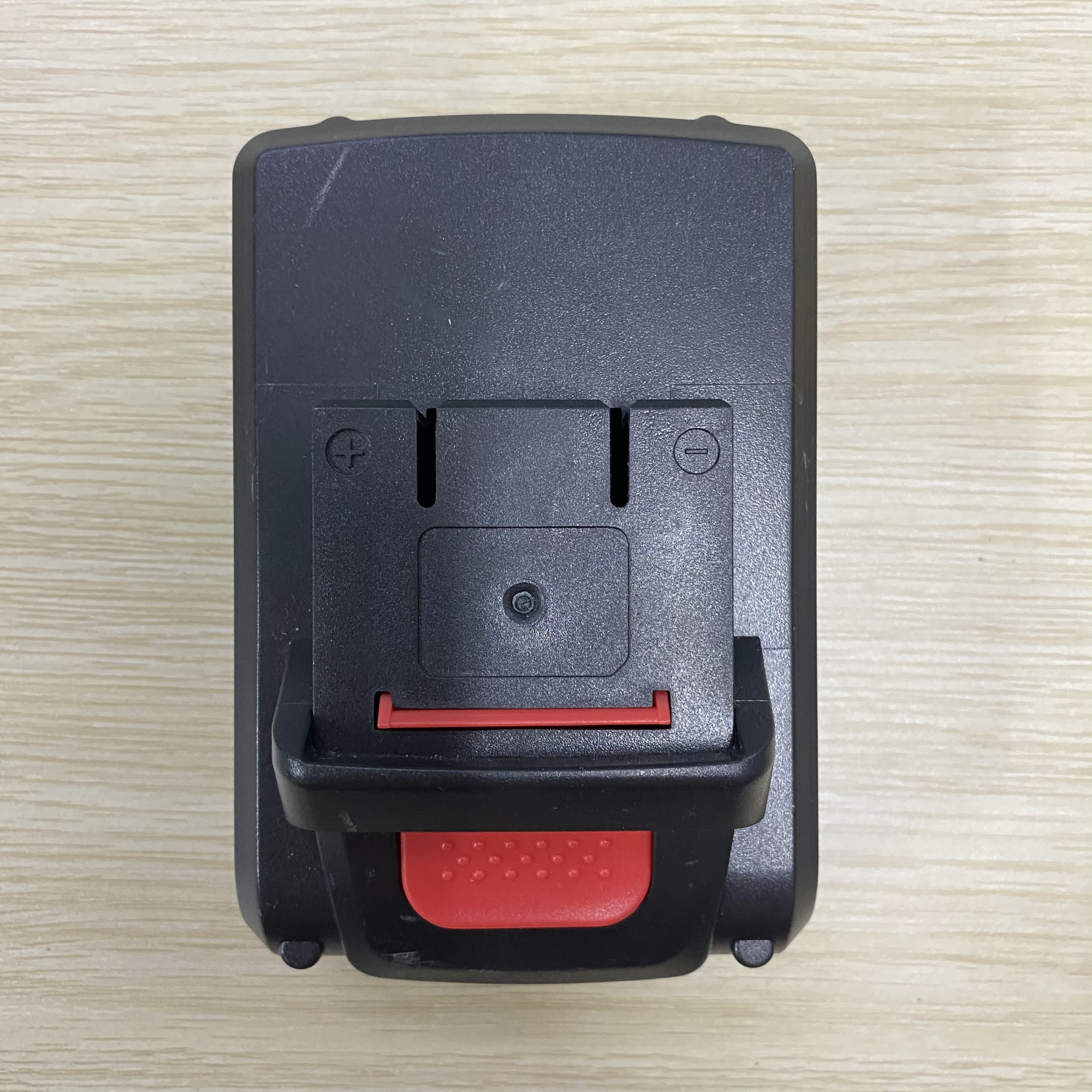 Vỏ nhựa pin 5 cell chân DEWALT 4 chi tiết dùng cho pin 21V 24V 26V 28V 36V - Khoảng cách 2 khe 21mm