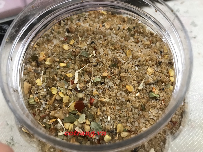 Chẩm chéo Tây Bắc
