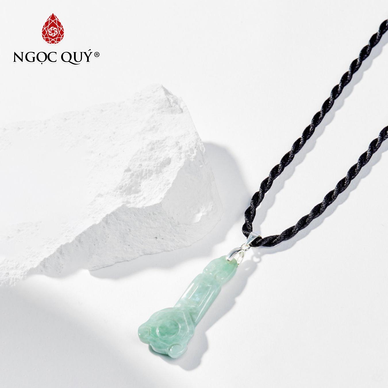 [HCM]Mặt dây chuyền đá cẩm thạch phỉ thúy gậy như ý 4cm mệnh hỏamộc (màu xanh lá) - Ngọc Quý Gemstones