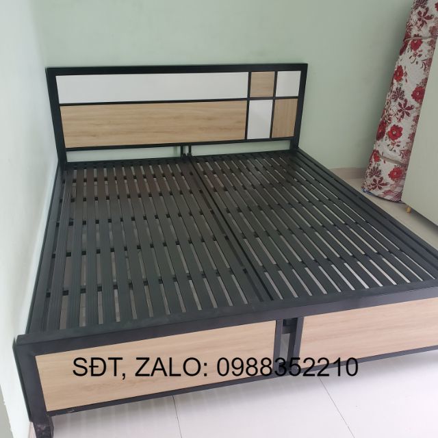 Giường sắt kết hợp gỗ 1m6 x 2m