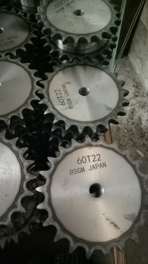 Nhông đơn có gù 60b bánh răng xích 60 b, nhông xích 60b, đĩa xích 60b