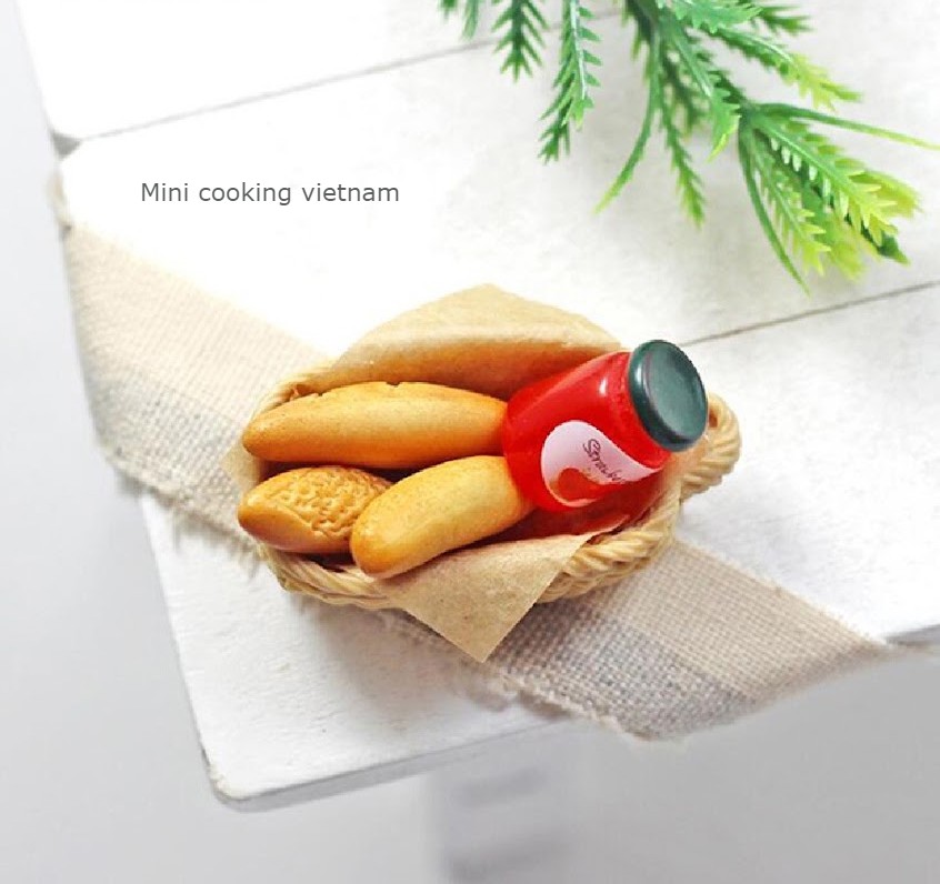 Set Rổ Bánh Mì Cho Nhà Búp Bê