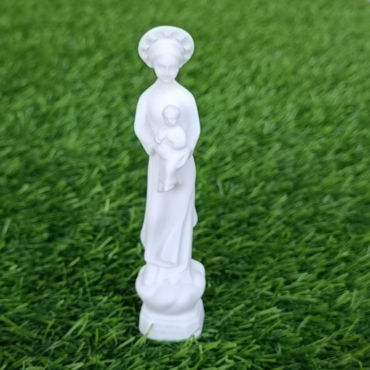 Tượng Đức Mẹ La Vang VN trắng đá 13cm quà tặng công giáo, trang trí xe,hòn non bộ
