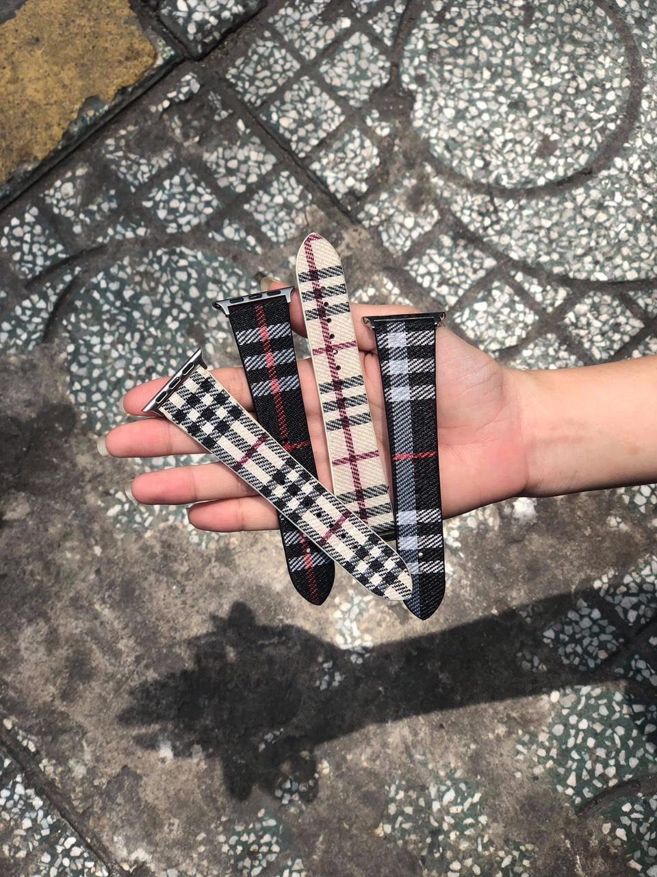 Dây đeo Đồng hồ thông minh mẫu da Burberry