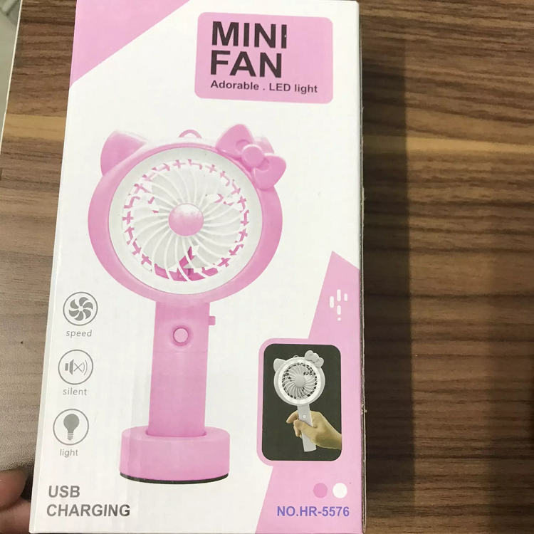Quạt Mini Tích Điện Cầm Tay DOREMON Sản Phẩm Mới.