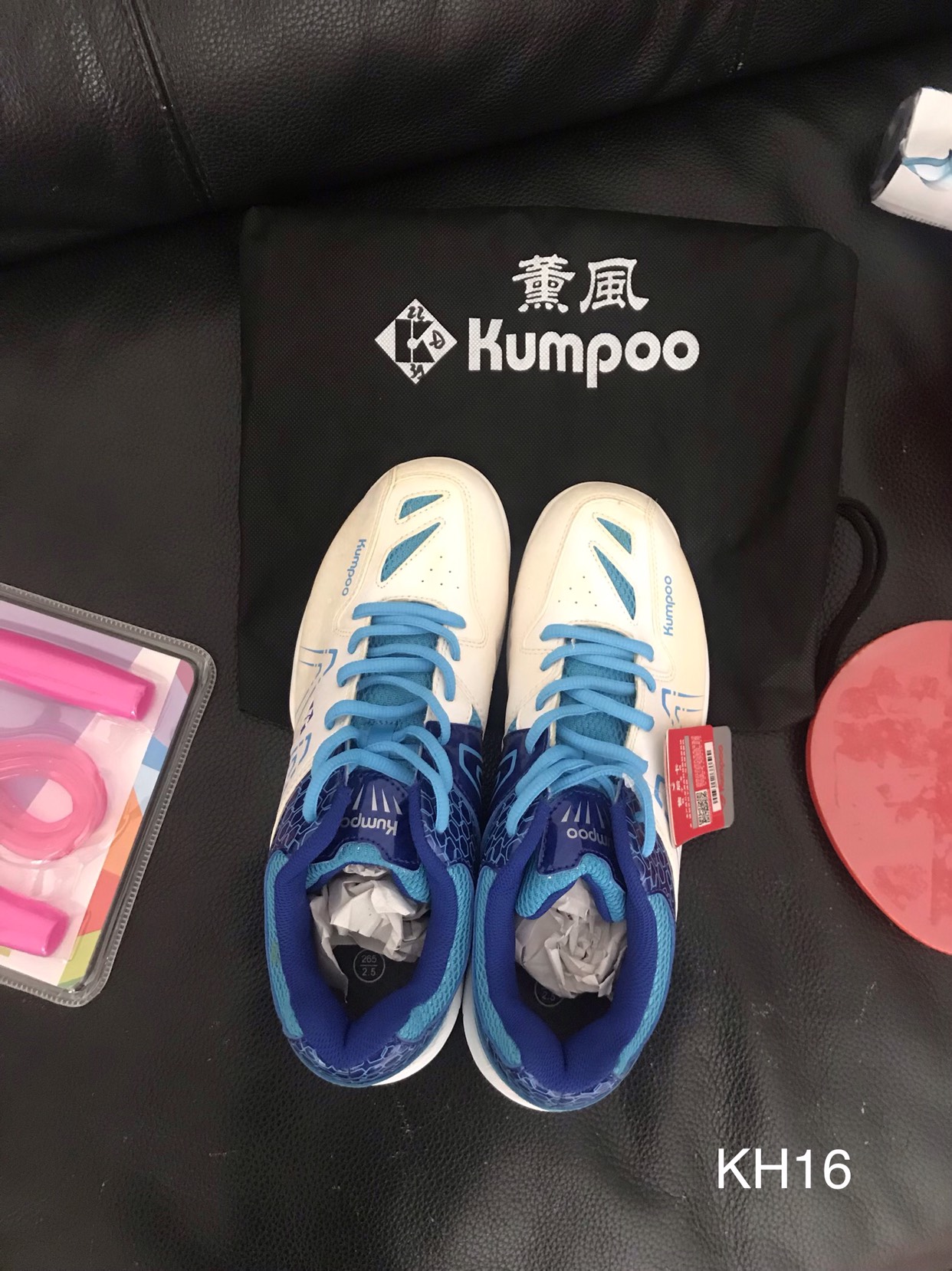 Giày thể thao KumPoo KH-16 (trắng, đỏ)