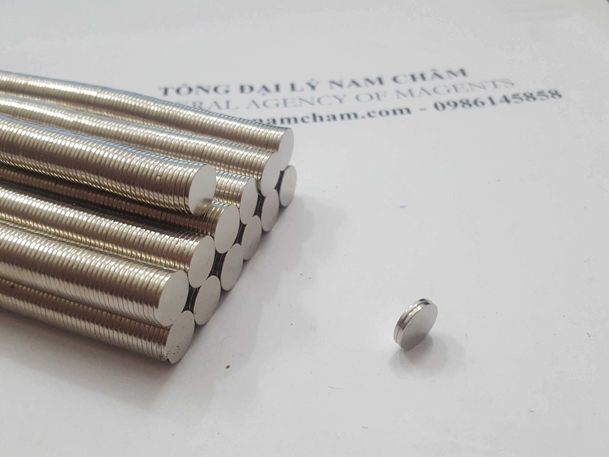 100 viên Nam châm trắng đất hiếm 10x1mm