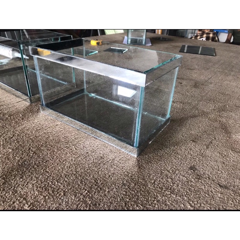 bể cá mini viền thuỷ trang trí kích thước dai 30*17*17