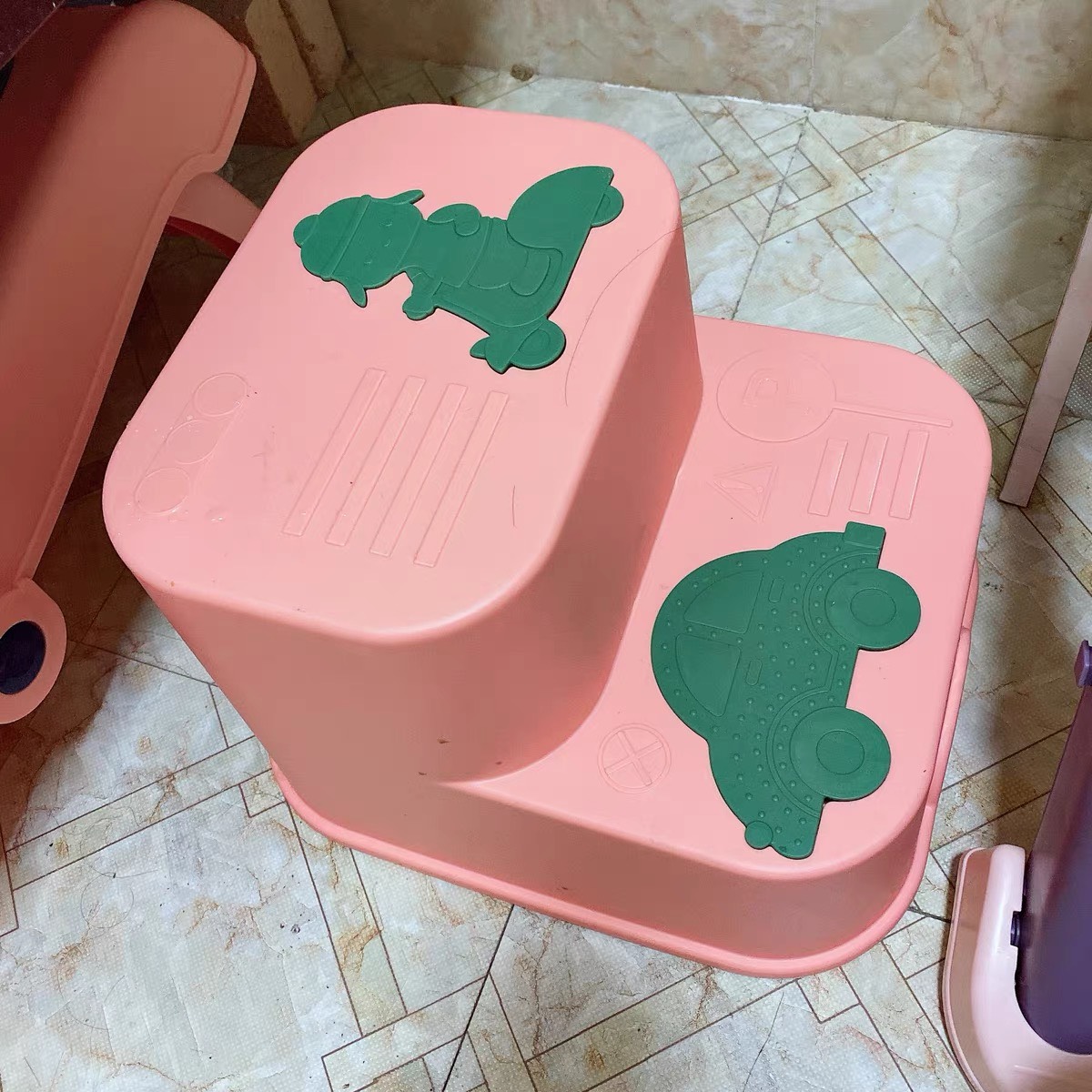 (SẴN) Ghế tự lập 2 tầng mẫu ô tô mới