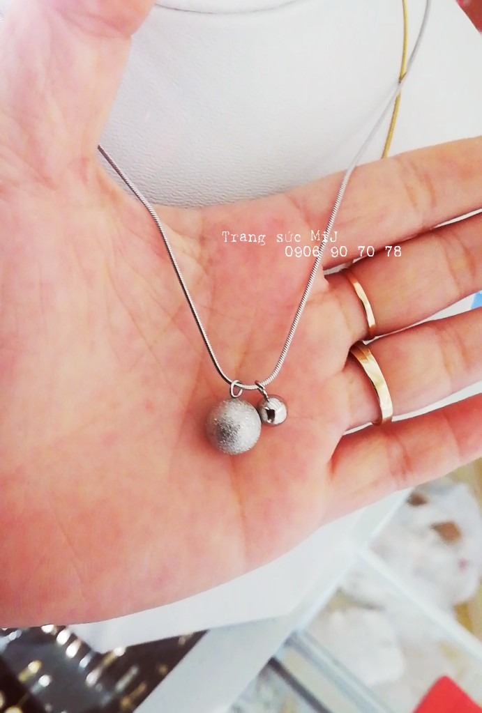 Dây chuyền titan dây mì mặt bi phun cát