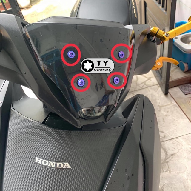 Combo 4 Con Ốc Titan GR5 Gắn Mão - Chắn Gió Winner x