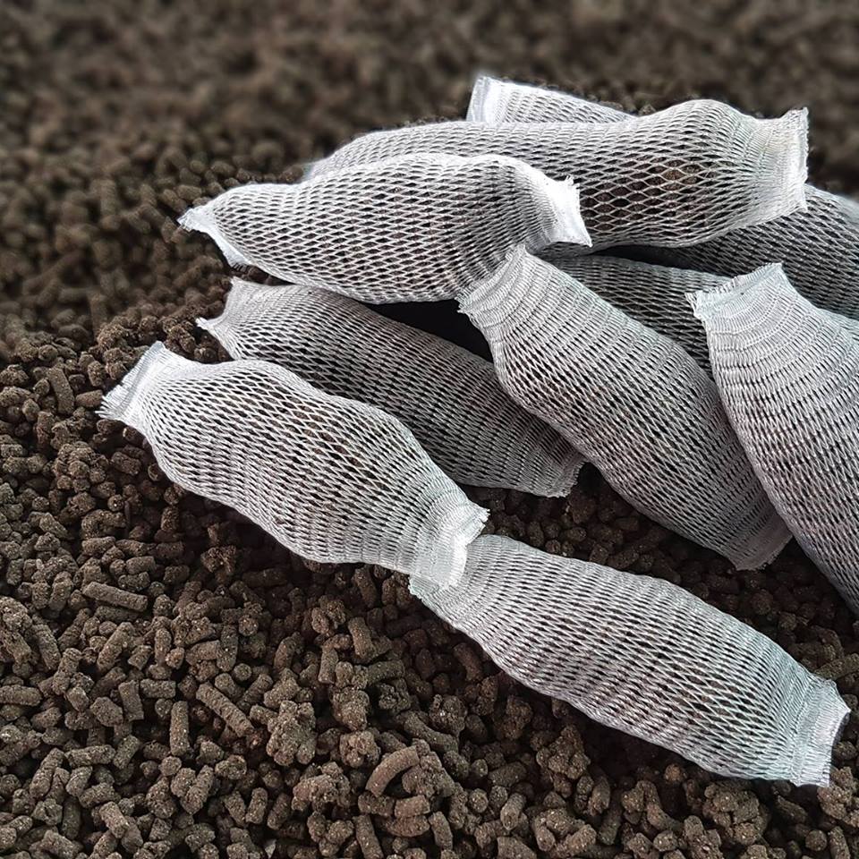 Gói 500gr phân trùn quế dạng viên nén đóng túi lưới tiện dụng trồng lan giúp mập đọt nù thân hoa nồng nàn