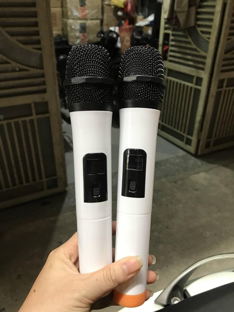 Bộ 2 Micro loa kéo tần số 239.4 MHZ+ 261.8 MHZ