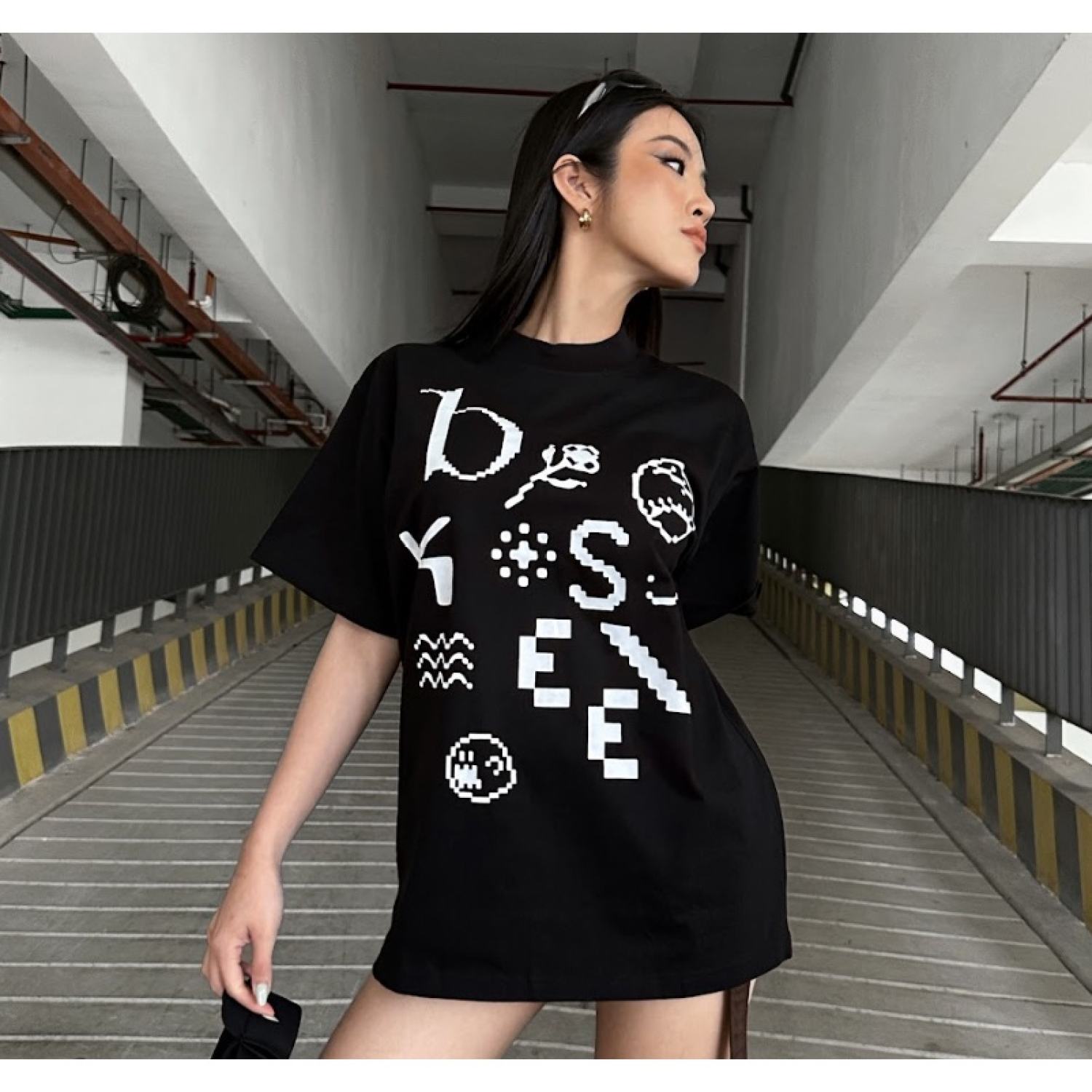 Áo thun tay lỡ form rộng Backstage88 Character Tee TEE