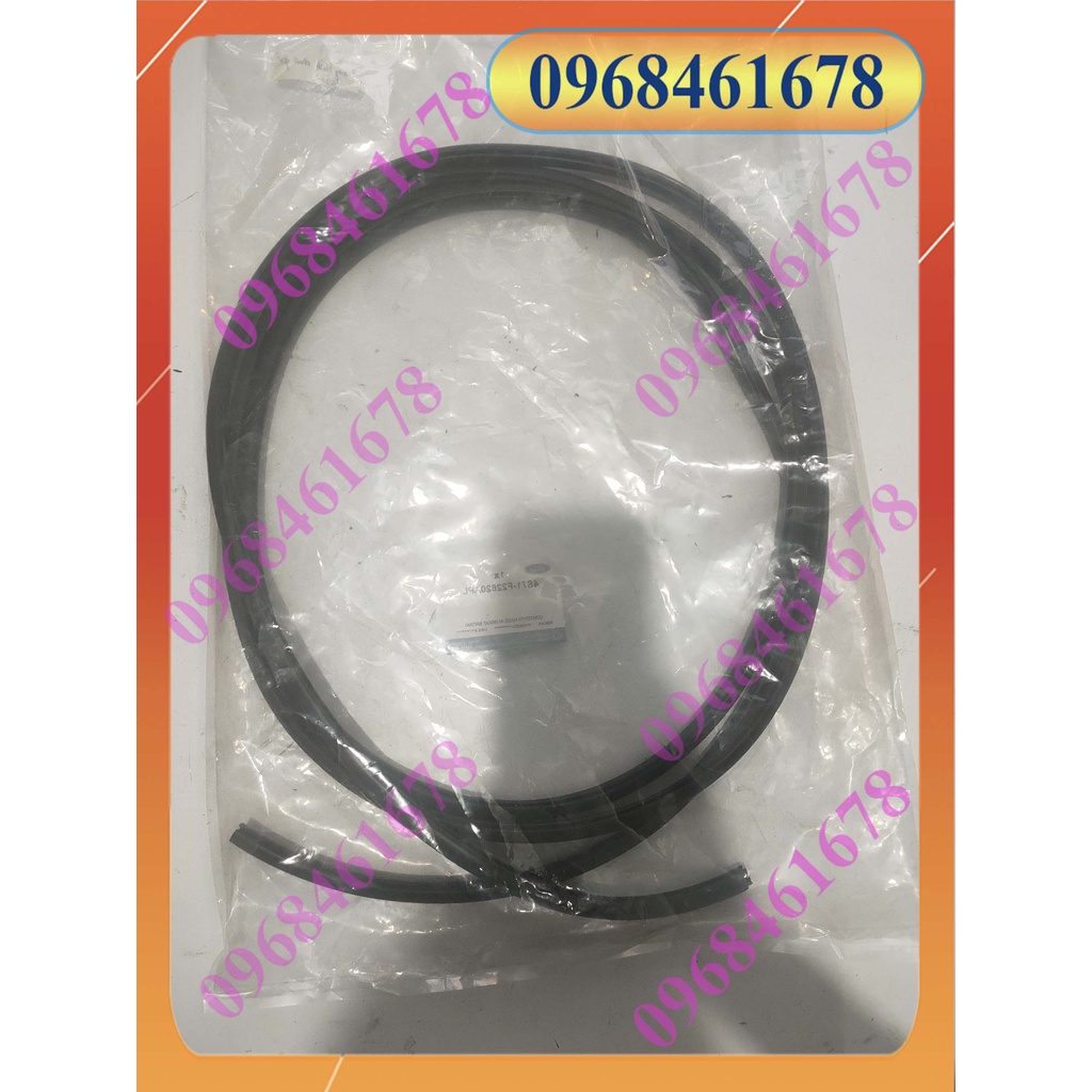 GIOĂNG KÍNH CHẮN GIÓ FORD LASER, MAZDA 323