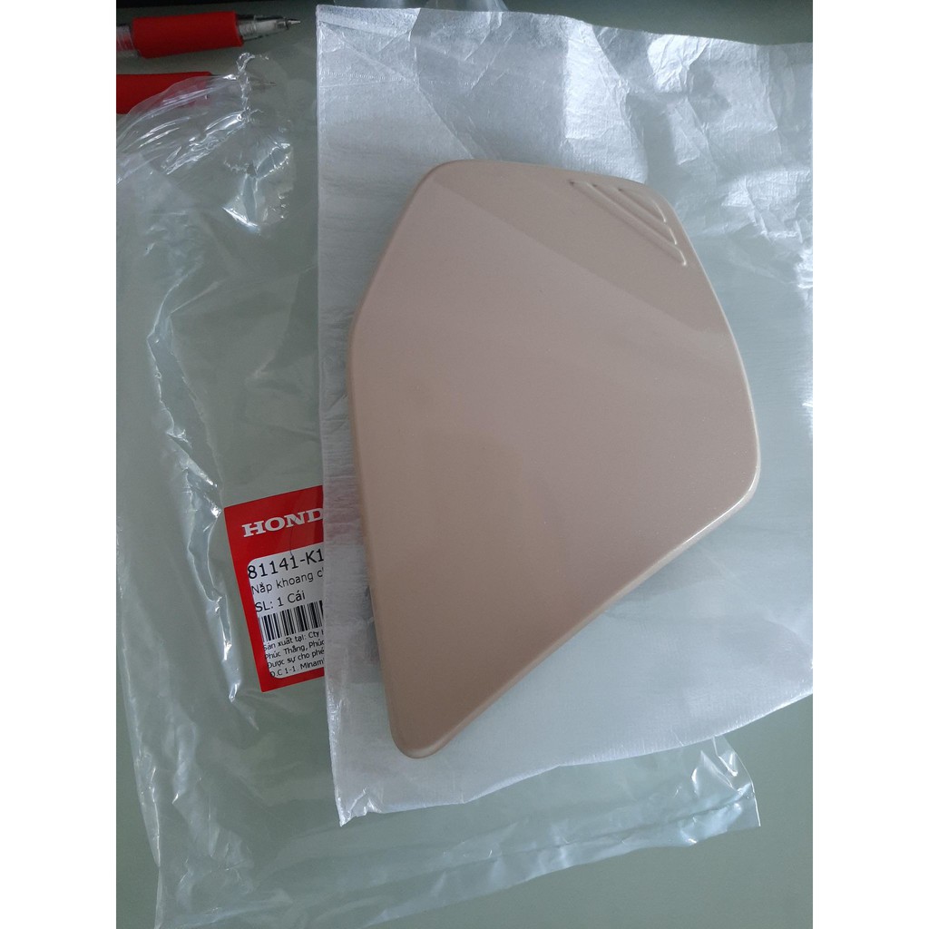 Nắp cốp phụ đồ bên trái lead 125 nắp khoang chứa đồ lead 125 2013- 2014 2015- 2016- nửa 2017 honda