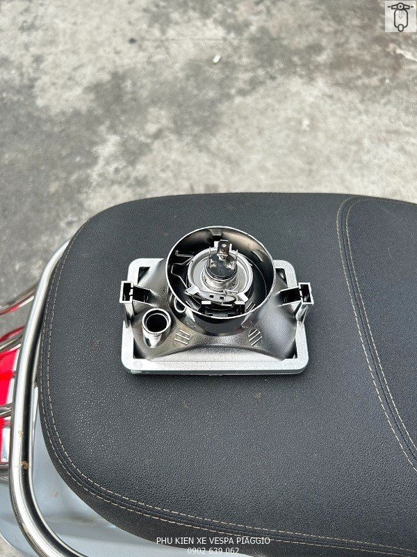 Đèn Pha Vuông Cho Vespa S Kèm Bóng