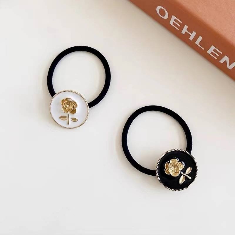 CỘT TÓC HOA HỒNG VÀNG CỔ ĐIỂN