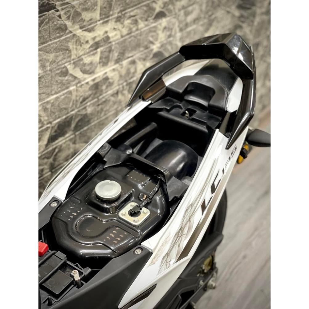 Tem rời dán xe exciter 135 mẫu lc trắng đen 2020