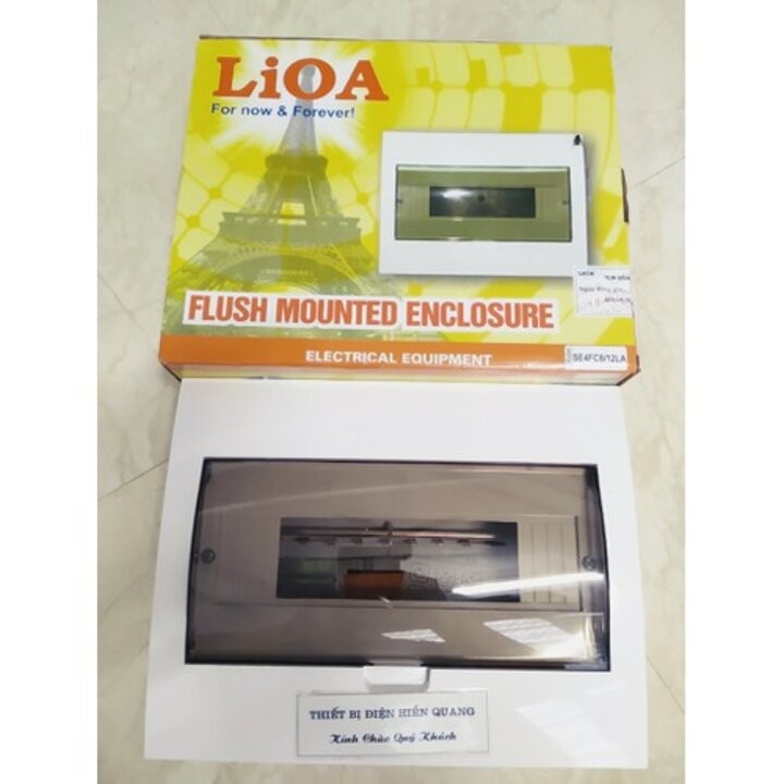 Vỏ tủ điện âm tường Lioa 8-12 MCB ( 6 Át đôi hoặc 12 Át đơn )