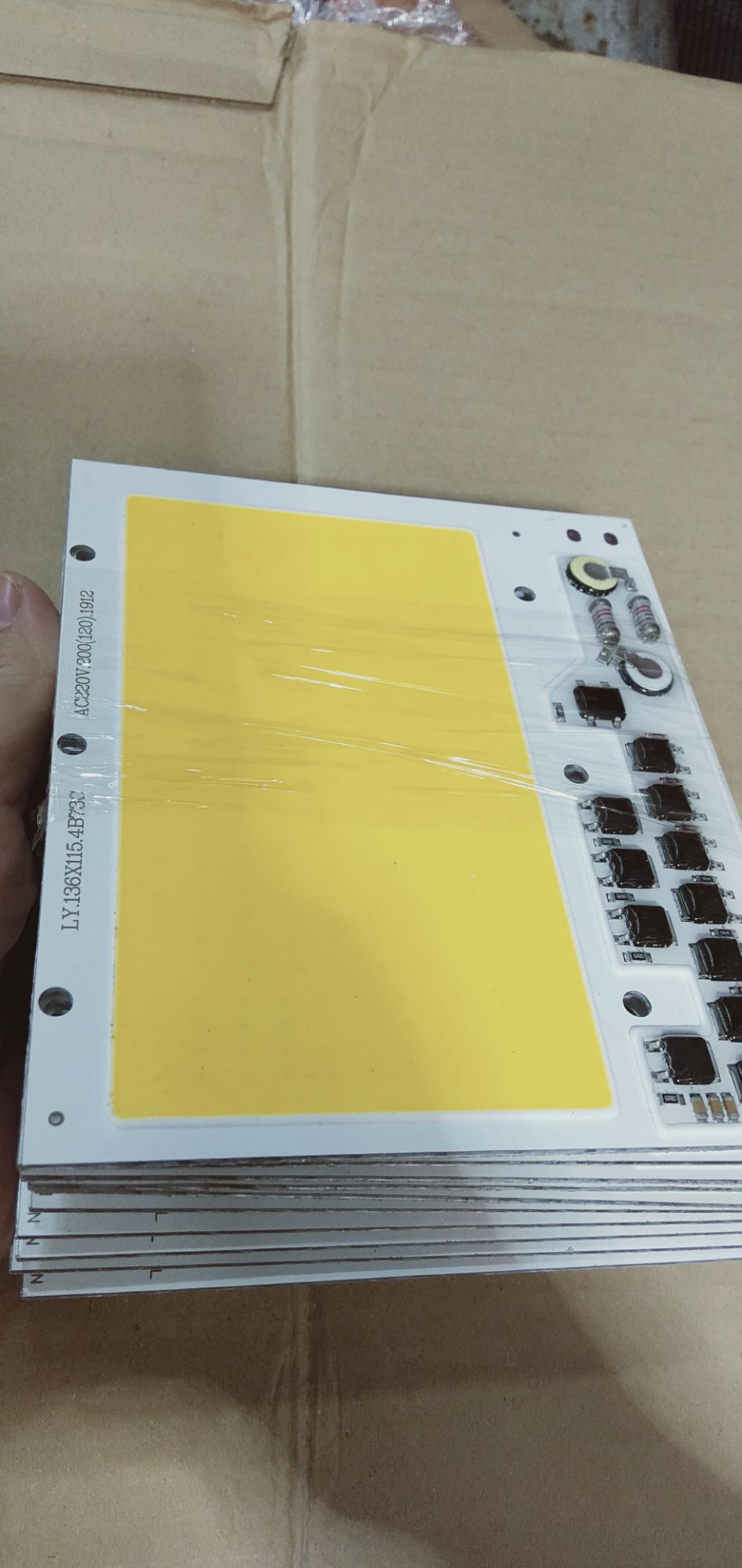 Nhân led 220V 200W