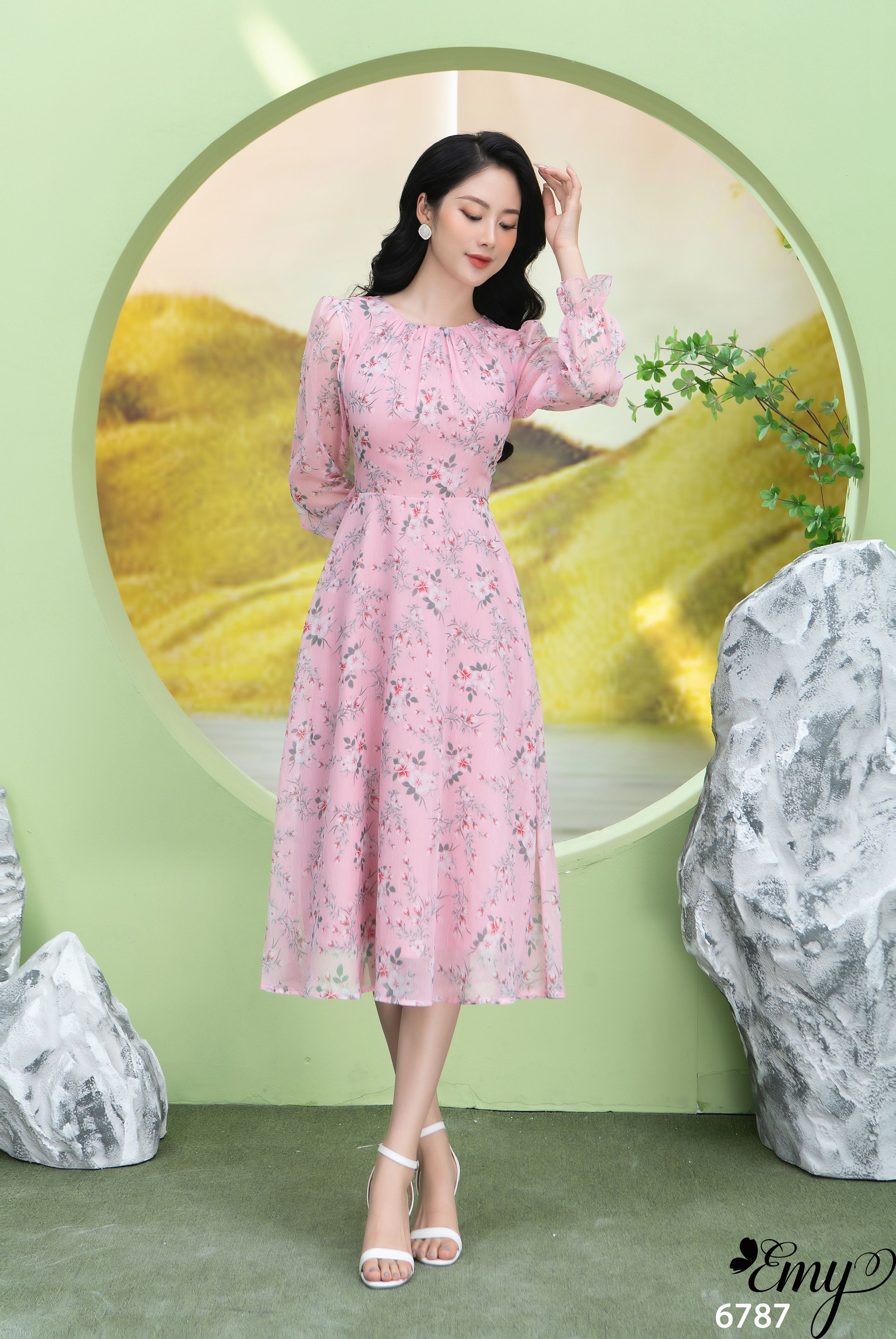 Đầm EMY EM6787 Xoè Midi Dài Tay