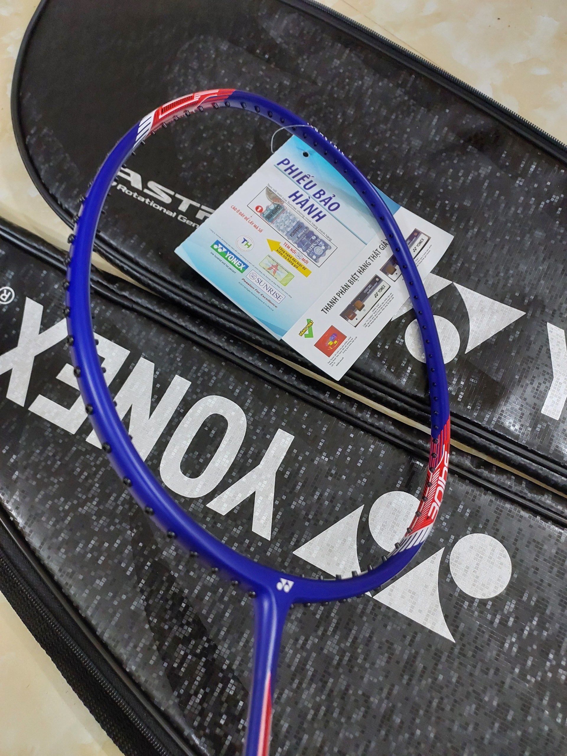 Yonex voltric Lite 25i - 5U badminton racket