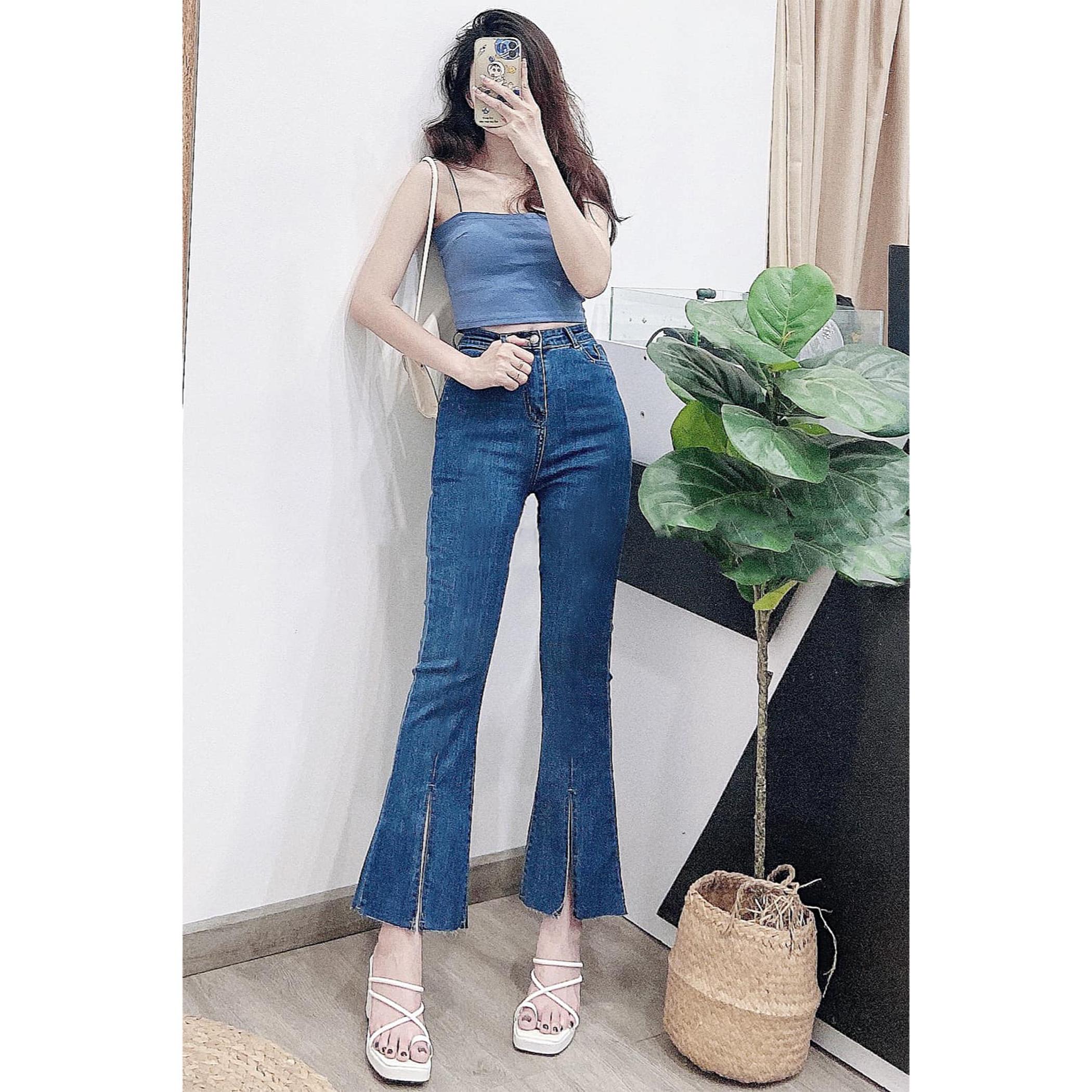 Quần jean ống loe trơn xẻ giữa - leda