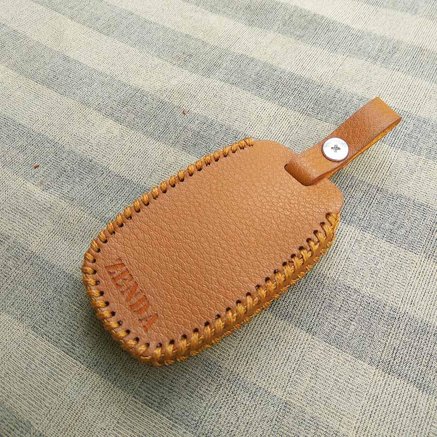 Bao da 3 nút dùng cho chìa smartkey xe hơi Kia (Da nâu)